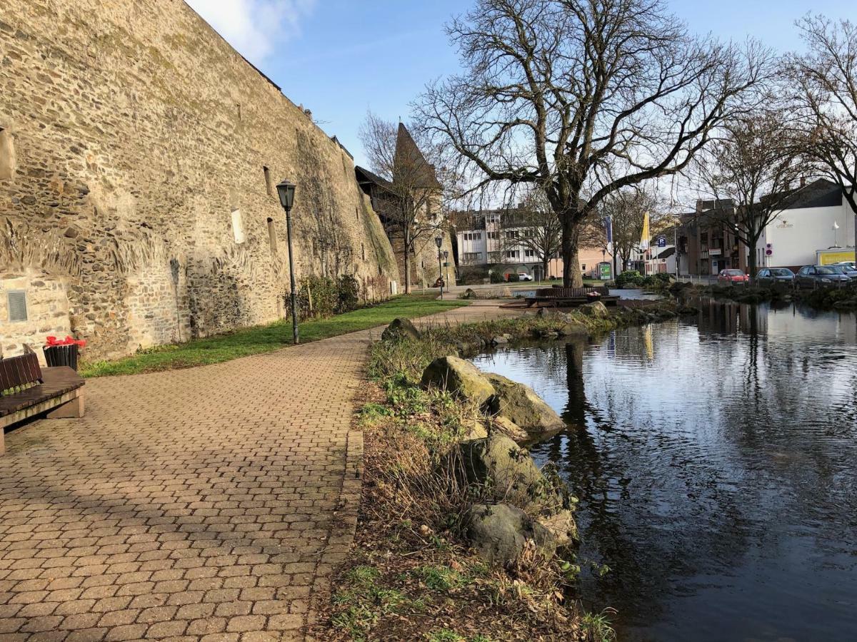 Ferienwohnung "An Der Stadtmauer" Andernach Ngoại thất bức ảnh